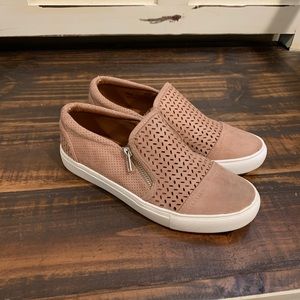Slip on sneakers